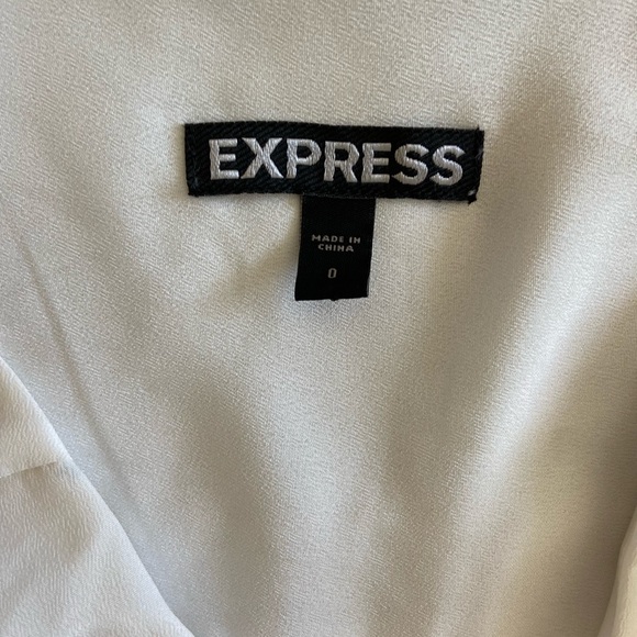 Classic black and white romper - Picture 4 of 4